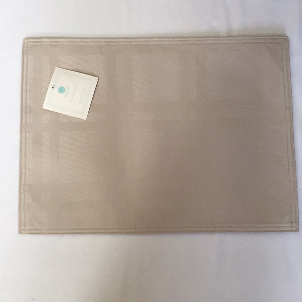 Martha Stewart Set Of 6 Placemats Brand New With Tags Martha Stewart Set Of 6 Placemats Brand New With Tags
